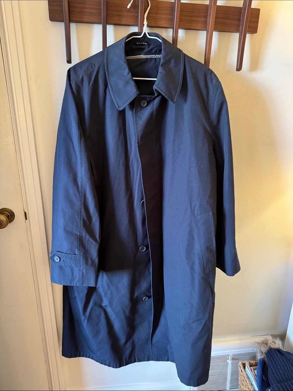 Vintage Oleg Cassini Men's Black or Midnight All Weather Coat with Zip-In Lining